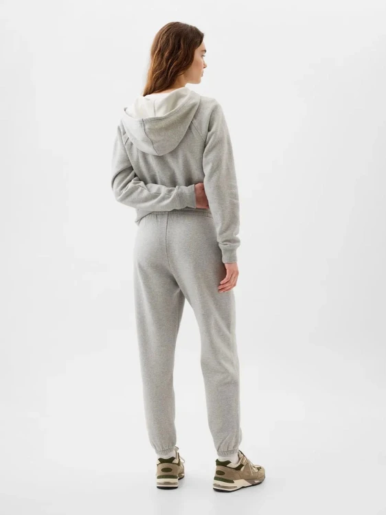 bakabaka-gap-spodnie-dresowe-z-logo-i-polarem-jasnoszare-463492-02-2.jpg